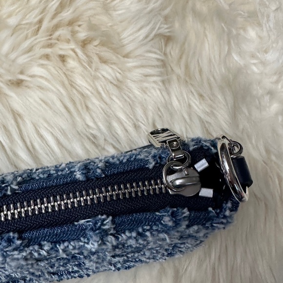 Michael Kors Michael Empire Medium Chain Pouchette - Picture 8 of 9